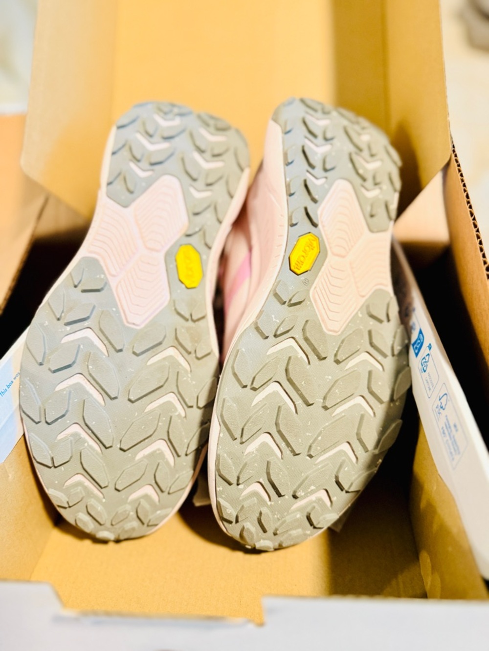 Hoka Transport GTX, 8.5B, NIB - Picture 7 of 10